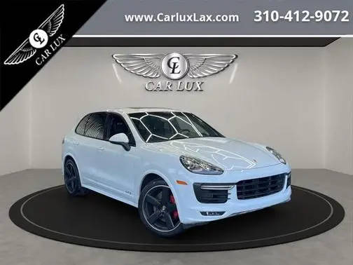 2016 Porsche Cayenne GTS AWD photo