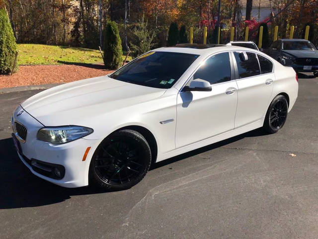 2016 BMW 5 Series 528i xDrive AWD photo