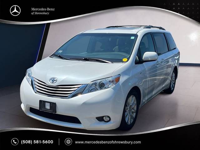 2016 Toyota Sienna XLE AWD photo