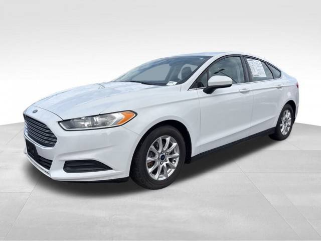 2016 Ford Fusion S FWD photo