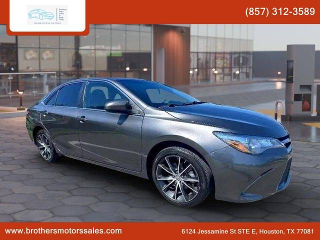 2016 Toyota Camry XSE FWD photo