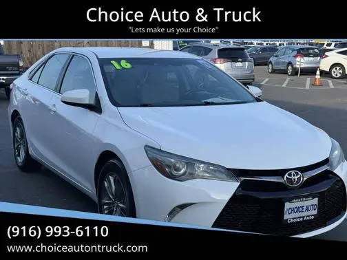 2016 Toyota Camry SE FWD photo