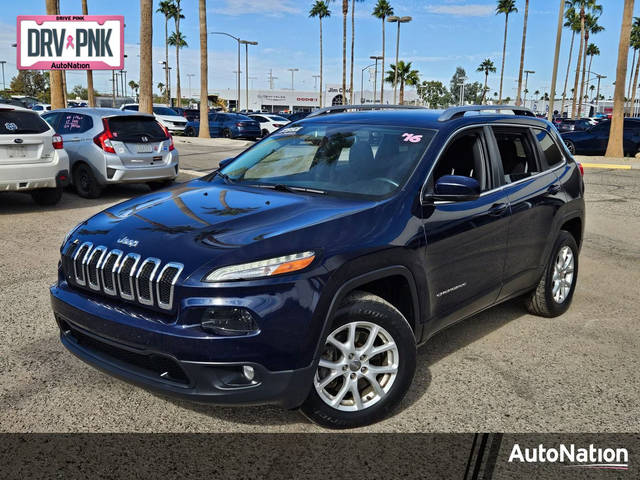 2016 Jeep Cherokee Latitude 4WD photo