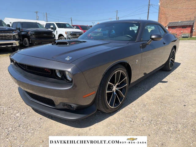 2016 Dodge Challenger 392 Hemi Scat Pack Shaker RWD photo