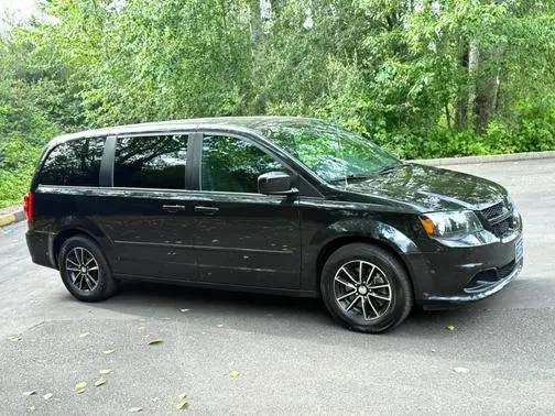 2016 Dodge Grand Caravan SE Plus FWD photo