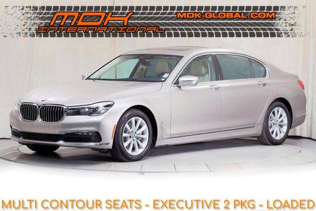 2016 BMW 7 Series 740i RWD photo