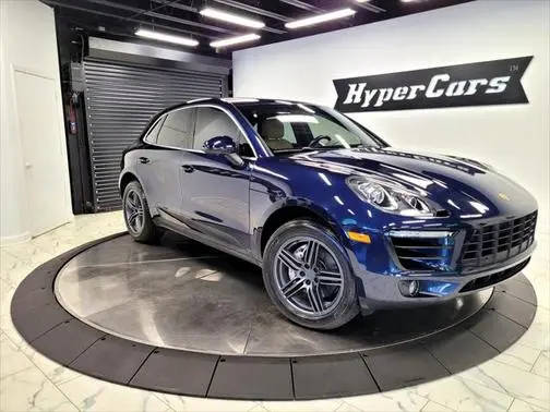 2017 Porsche Macan S AWD photo