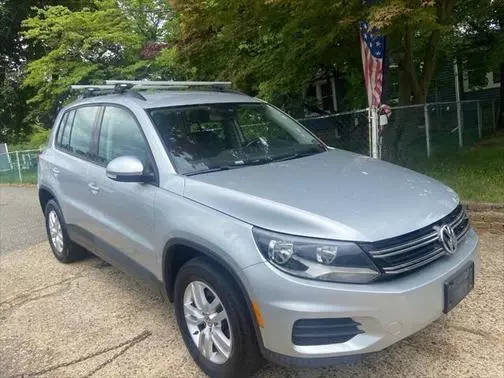 2016 Volkswagen Tiguan S AWD photo