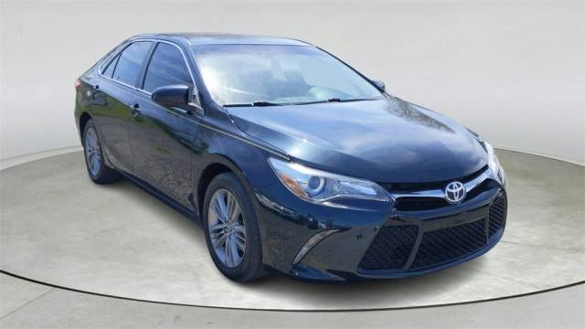 2015 Toyota Camry SE FWD photo