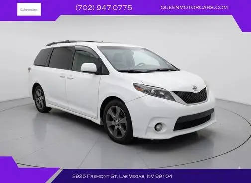 2016 Toyota Sienna SE FWD photo