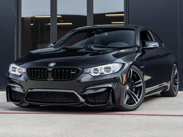 2016 BMW M4  RWD photo