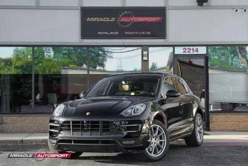 2017 Porsche Macan Turbo AWD photo
