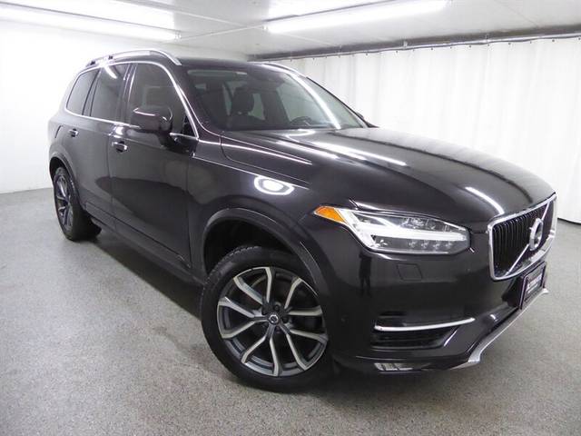 2016 Volvo XC90 T6 Momentum AWD photo