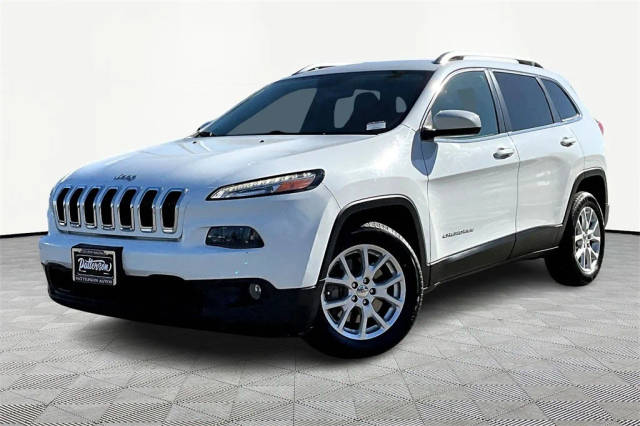 2016 Jeep Cherokee Latitude FWD photo