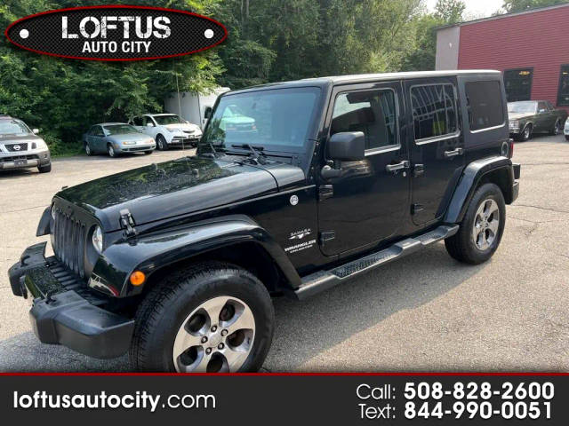 2016 Jeep Wrangler Unlimited Sahara 4WD photo