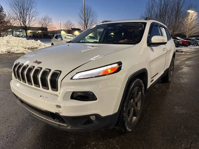2016 Jeep Cherokee Latitude 4WD photo
