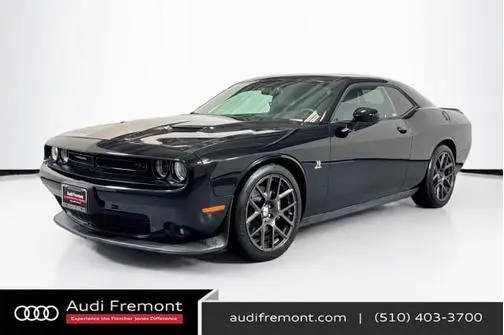 2016 Dodge Challenger R/T Scat Pack RWD photo