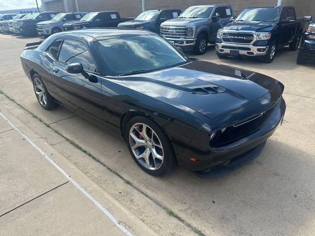 2016 Dodge Challenger SXT Plus RWD photo