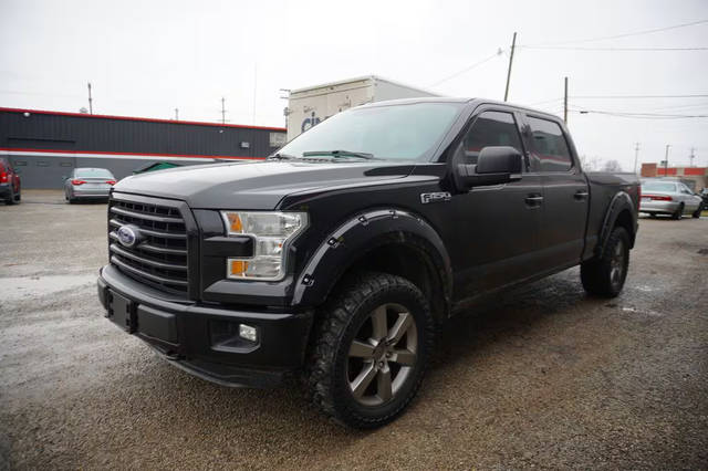 2016 Ford F-150 XLT 4WD photo