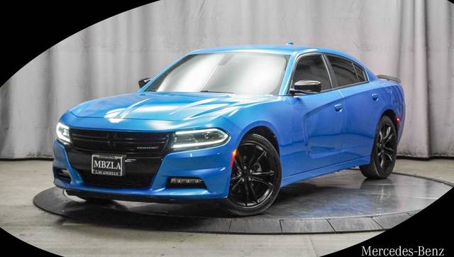 2016 Dodge Charger SXT RWD photo