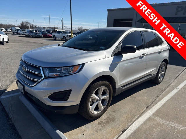 2016 Ford Edge SE FWD photo