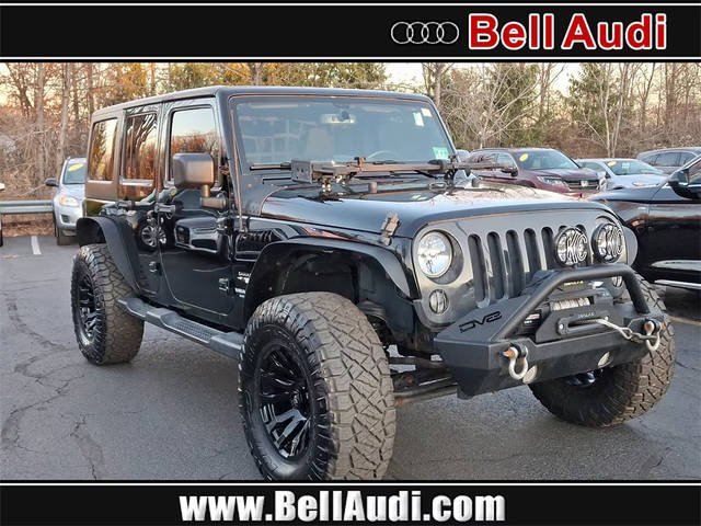 2016 Jeep Wrangler Unlimited Sahara 4WD photo