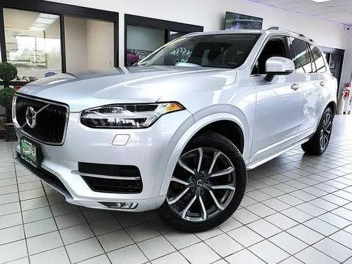 2016 Volvo XC90 T6 Momentum AWD photo