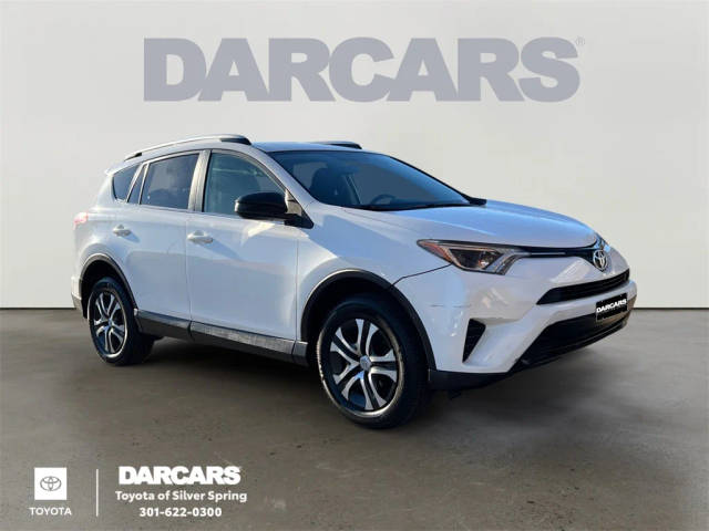2016 Toyota RAV4 LE AWD photo