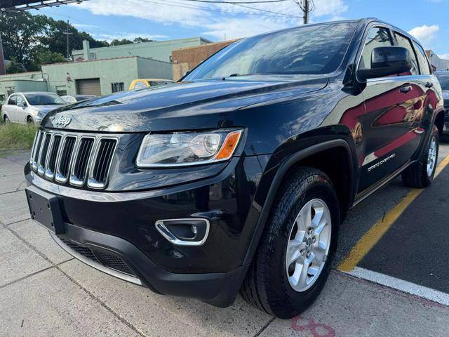 2016 Jeep Grand Cherokee Laredo 4WD photo