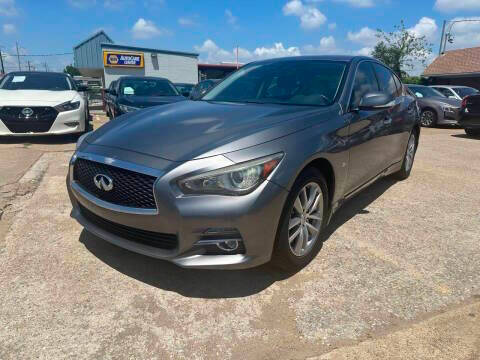 2016 Infiniti Q50 2.0T Premium AWD photo