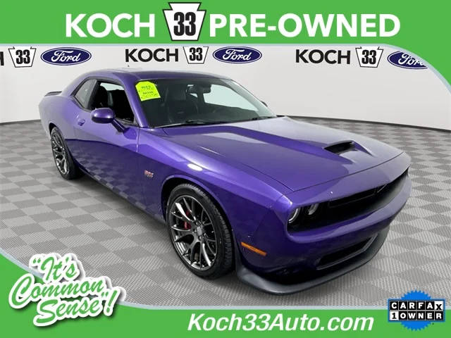 2016 Dodge Challenger SRT 392 RWD photo