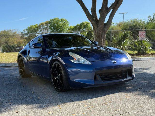 2016 Nissan 370Z  RWD photo