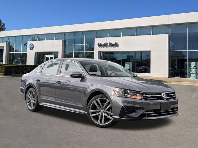 2016 Volkswagen Passat 1.8T R-Line FWD photo
