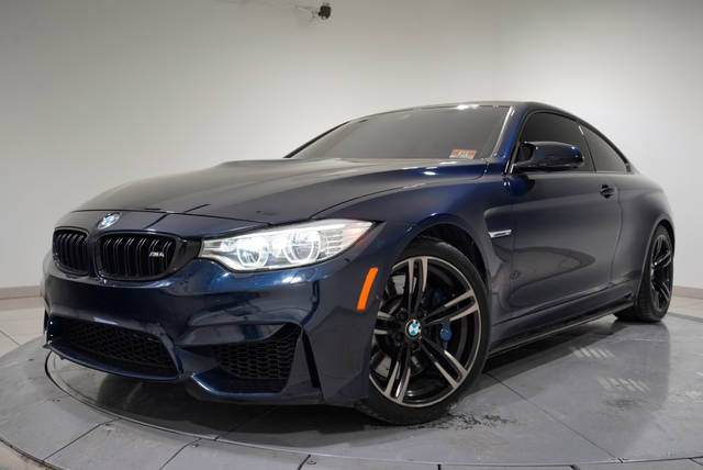 2016 BMW M4  RWD photo