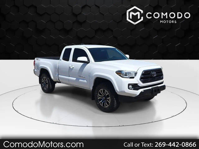 2016 Toyota Tacoma SR5 4WD photo