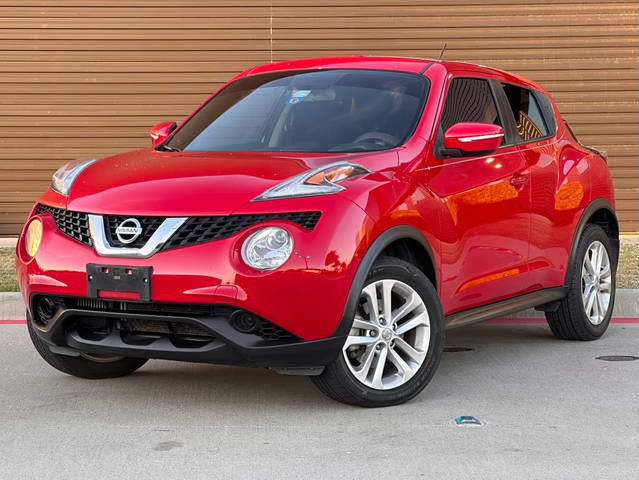 2016 Nissan Juke S FWD photo