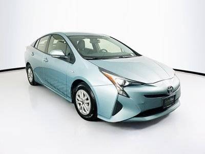 2016 Toyota Prius Two FWD photo