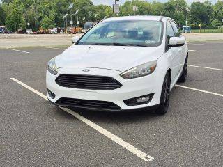 2016 Ford Focus SE FWD photo