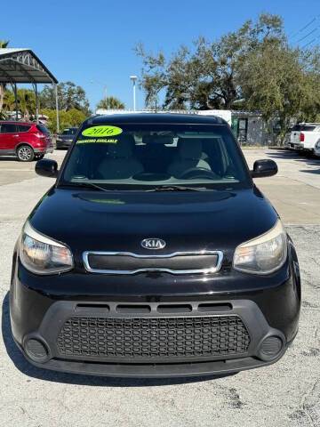 2016 Kia Soul Base FWD photo