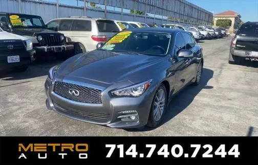 2016 Infiniti Q50 2.0t Premium RWD photo