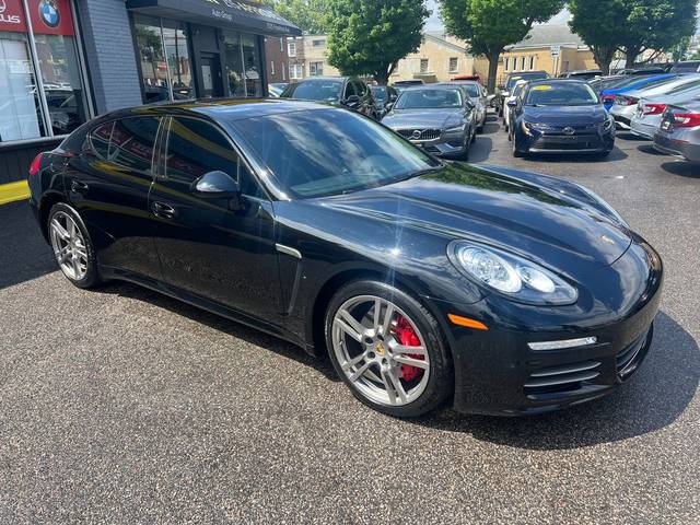 2016 Porsche Panamera 4 Edition AWD photo