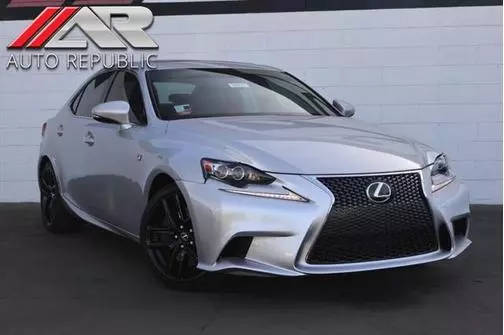 2016 Lexus IS  RWD photo