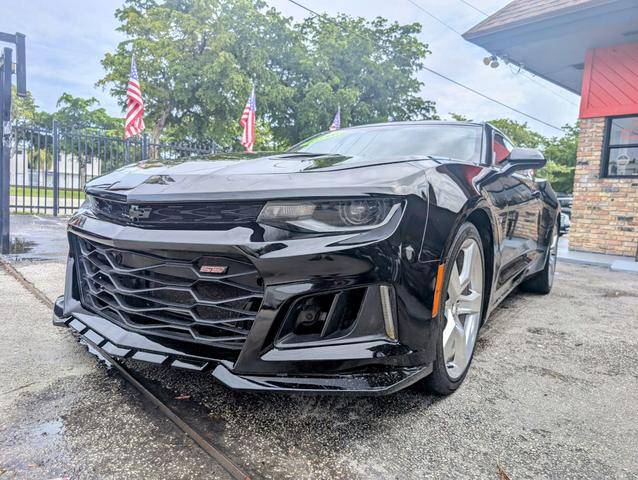 2016 Chevrolet Camaro 2SS RWD photo