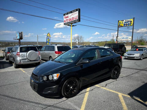 2016 Chevrolet Sonic LT FWD photo