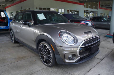 2016 MINI Cooper Clubman S FWD photo