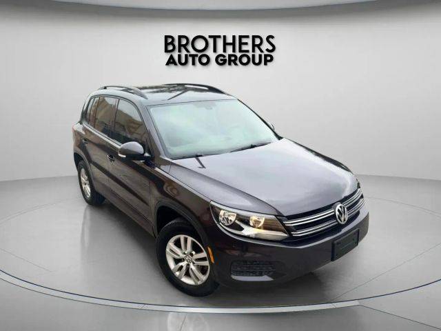2016 Volkswagen Tiguan S AWD photo