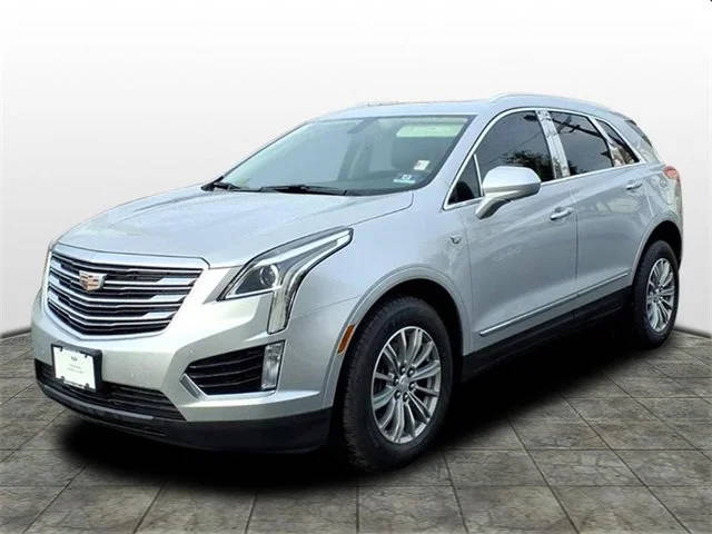 2017 Cadillac XT5 Luxury FWD FWD photo