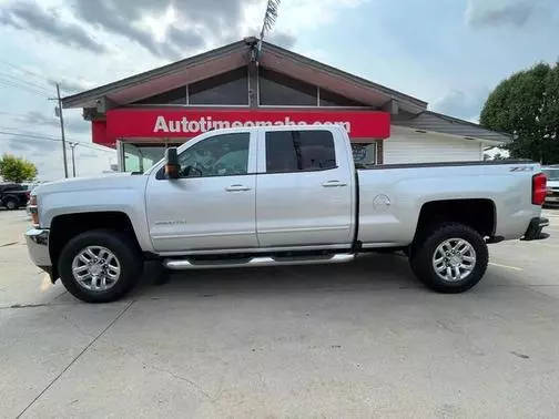 2016 Chevrolet Silverado 2500HD LT 4WD photo