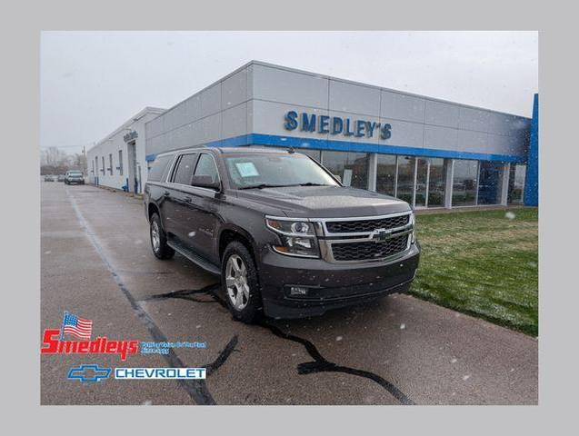 2016 Chevrolet Suburban LT 4WD photo