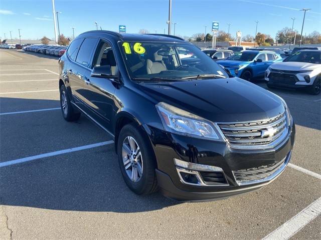 2016 Chevrolet Traverse LT AWD photo